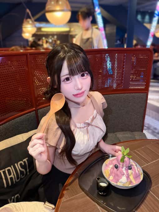 星野 あみ(ほしの あみ)【レッド】プロフィール|MEGAFON【メガフォン】画像