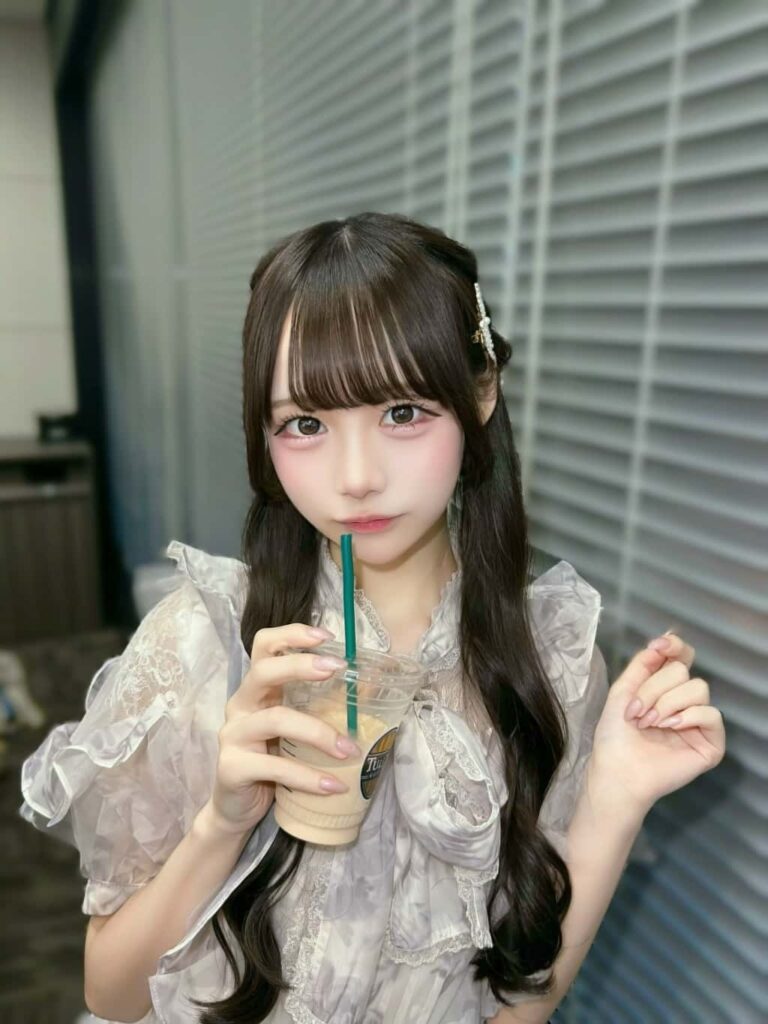 好実 れん(このみ れん)【ピンク】プロフィール|MEGAFON【メガフォン】画像