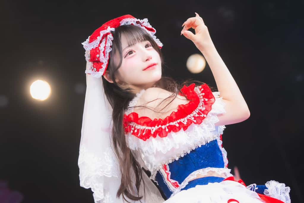 星野 あみ(ほしの あみ)【レッド】プロフィール|MEGAFON【メガフォン】画像