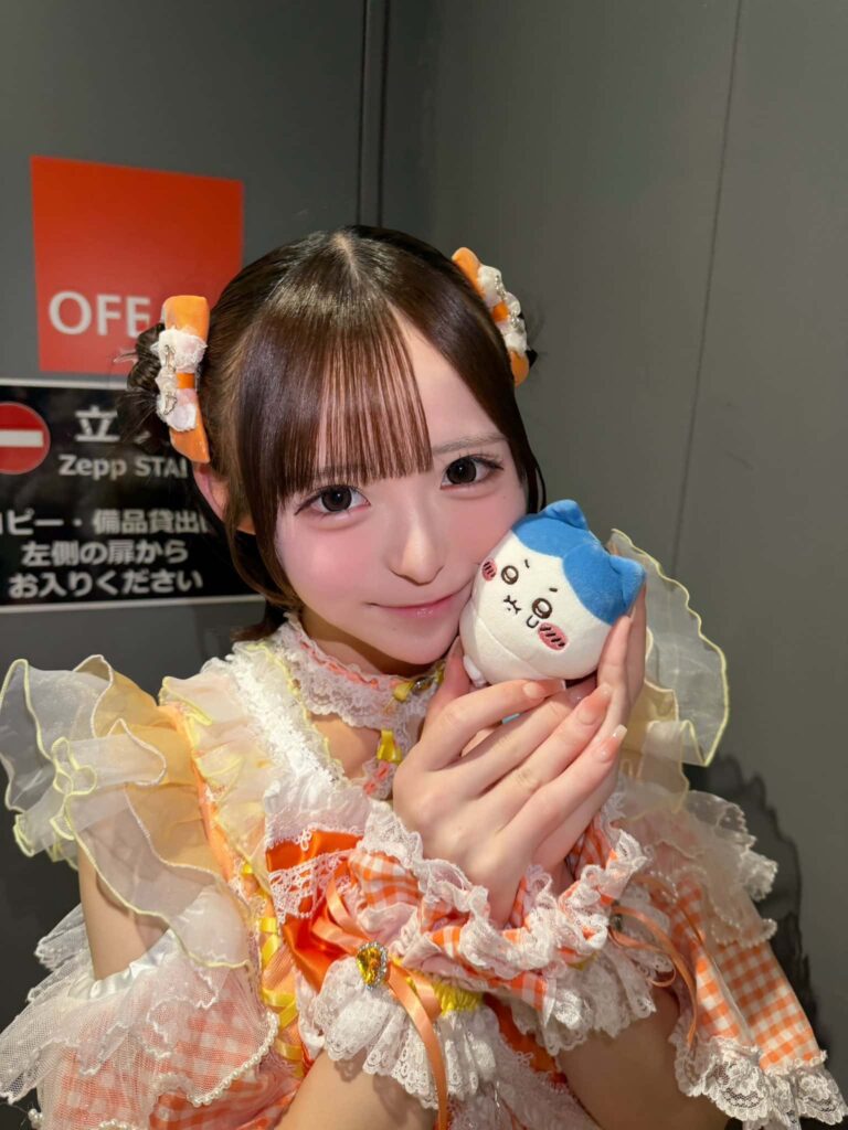 小晴 のか(こはる のか)【オレンジ】プロフィール|MEGAFON【メガフォン】画像