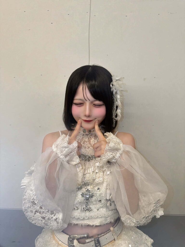 明音 いろは(らむね いろは)【ブルー】プロフィール|MEGAFON【メガフォン】画像