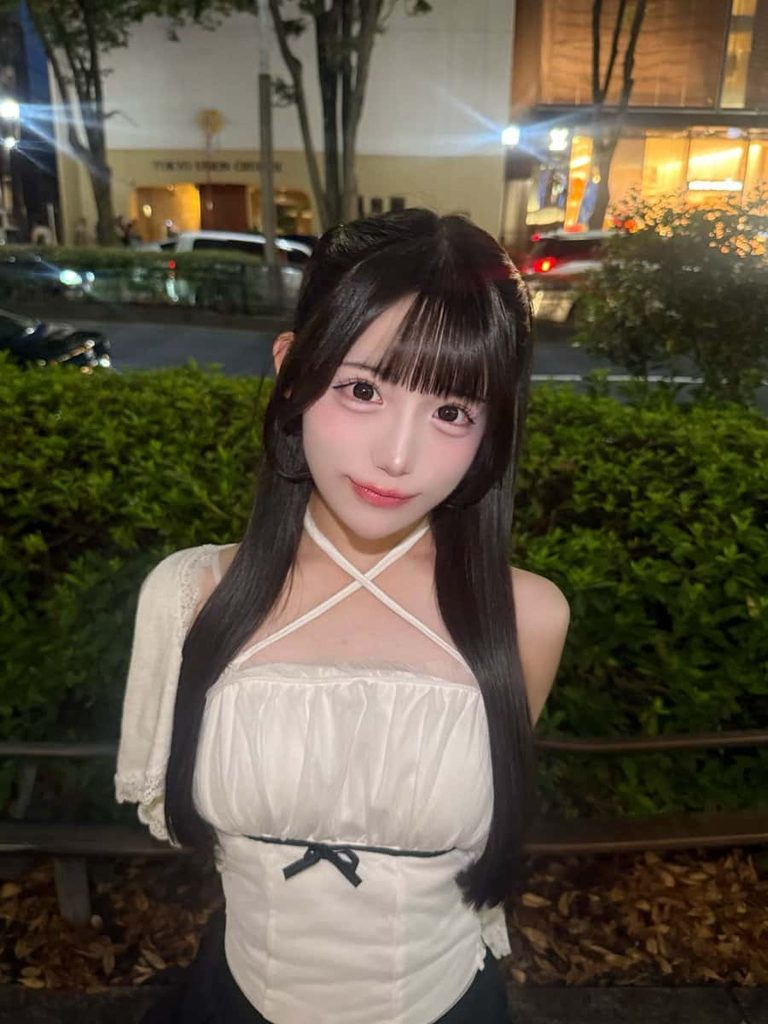 星野 あみ(ほしの あみ)【レッド】プロフィール|MEGAFON【メガフォン】画像