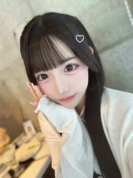 星野 あみ(ほしの あみ)【レッド】プロフィール|MEGAFON【メガフォン】画像