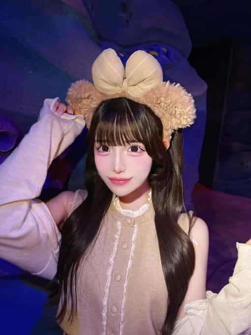星野 あみ(ほしの あみ)【レッド】プロフィール|MEGAFON【メガフォン】画像