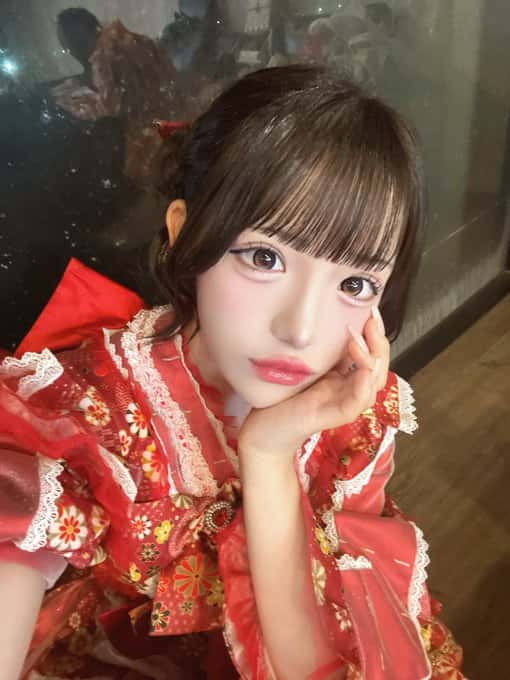 星野 あみ(ほしの あみ)【レッド】プロフィール|MEGAFON【メガフォン】画像
