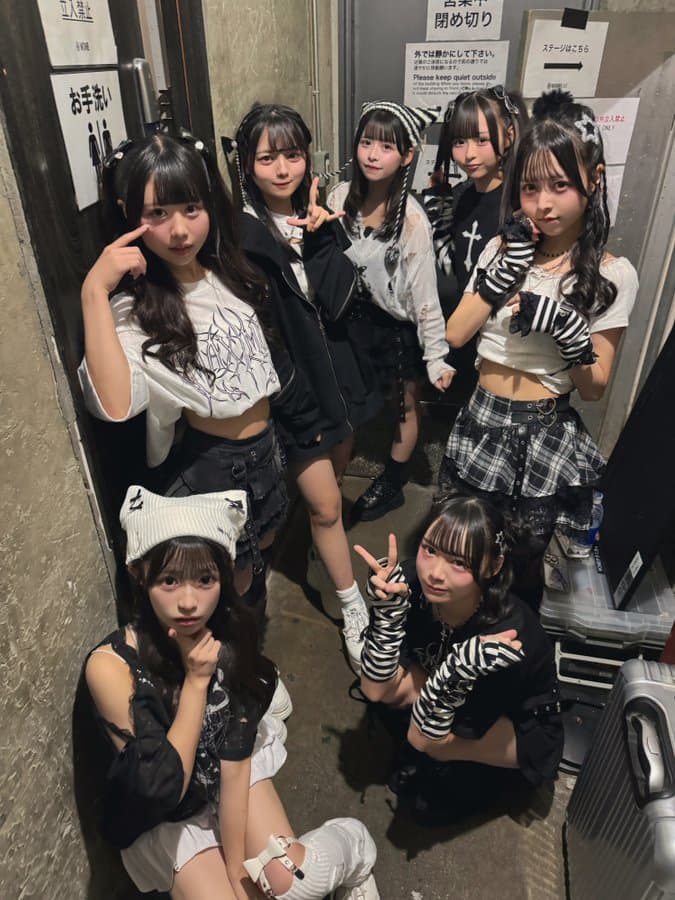 LIVE情報 9月25日:『HEROINES ROCK FES』@SHIBUYA WOMB LIVE|MEGAFON【メガフォン】