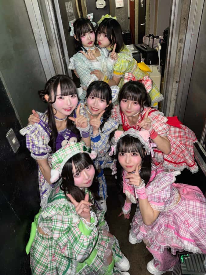 LIVE情報 12月4日：『iON! × MEGAFON 2MAN LIVE シャウトダ!!! vol.2』＠WOMBLIVE｜MEGAFON【メガフォン】