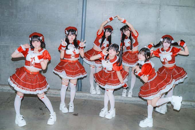 LIVE情報 : 12月24日『HEROINES Xmas DAY1』＠Kanadevia Hall｜MEGAFON【メガフォン】