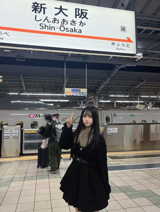 幸野 れいあ( ゆきの れいあ )【レッド】プロフィール｜Pastel Closet【パスクロ】