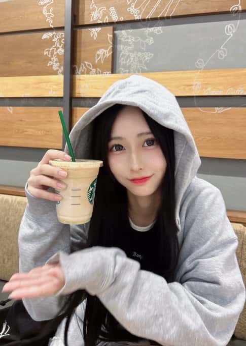 幸野 れいあ( ゆきの れいあ )【レッド】プロフィール｜Pastel Closet【パスクロ】