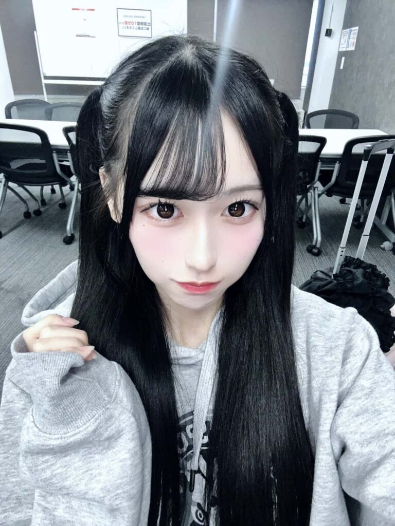 幸野 れいあ( ゆきの れいあ )【レッド】プロフィール｜Pastel Closet【パスクロ】