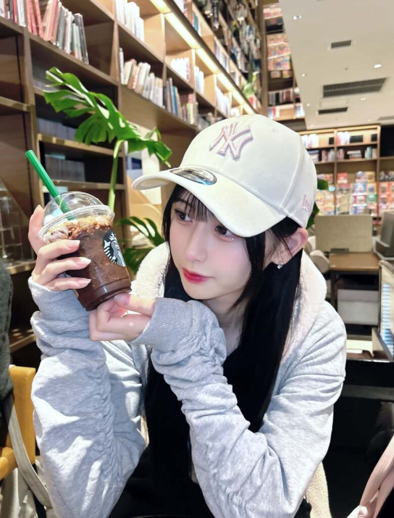 幸野 れいあ( ゆきの れいあ )【レッド】プロフィール｜Pastel Closet【パスクロ】