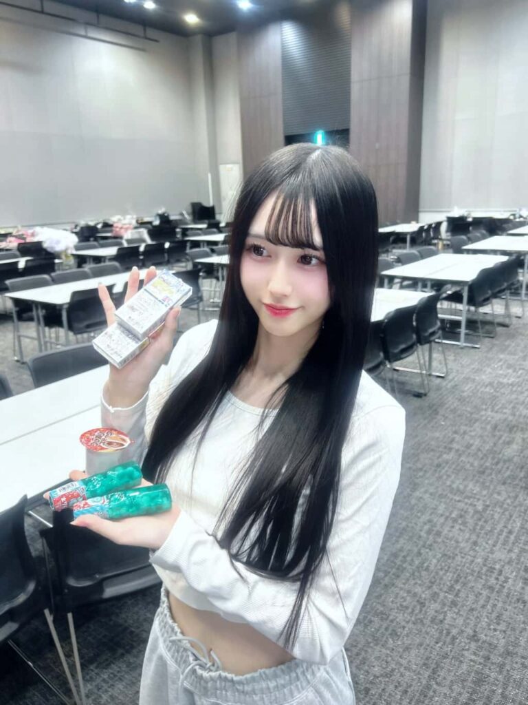 幸野 れいあ( ゆきの れいあ )【レッド】プロフィール｜Pastel Closet【パスクロ】