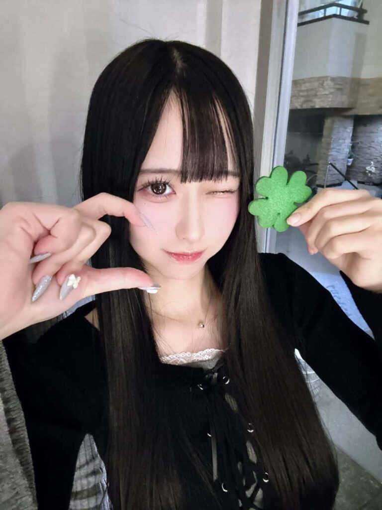 幸野 れいあ( ゆきの れいあ )【レッド】プロフィール｜Pastel Closet【パスクロ】