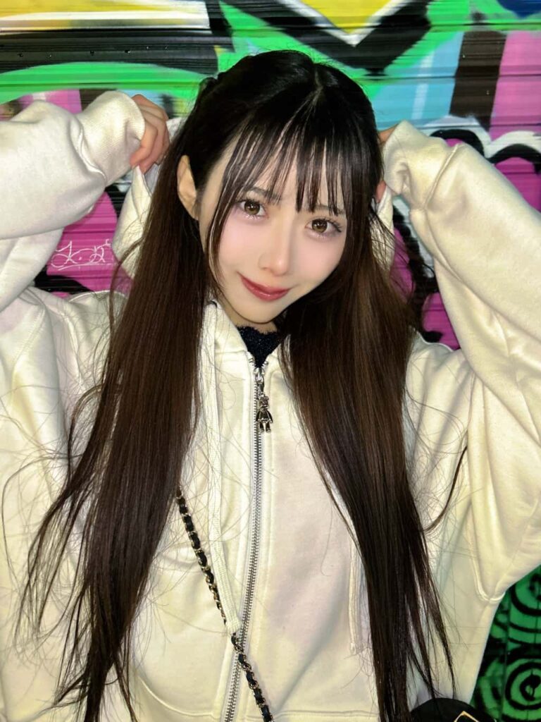 澄原 夏帆( しみはら かほ )【エメラルドグリーン】プロフィール｜Pastel Closet【パスクロ】画像