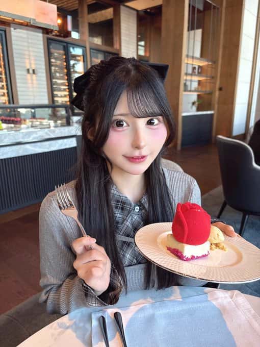 鈴都りせ（すずみや りせ）【青色】プロフィール｜iON!【アイオン】画像