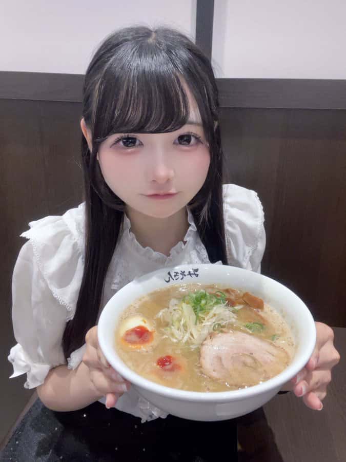 儚寧この(はかね この)【緑色】プロフィール|iON!【アイオン】 画像