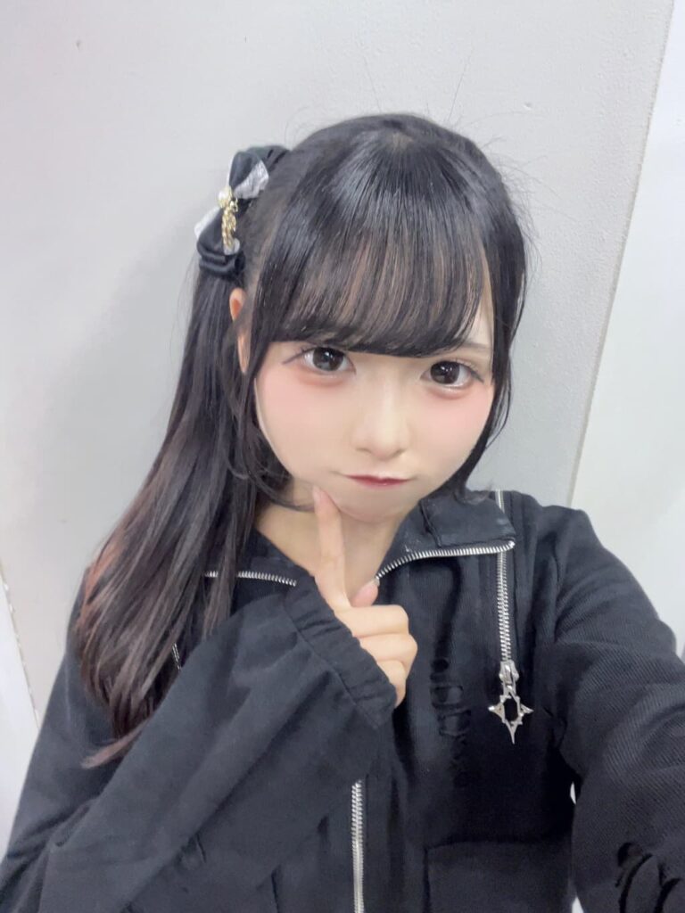 儚寧この(はかね この)【緑色】プロフィール|iON!【アイオン】 画像