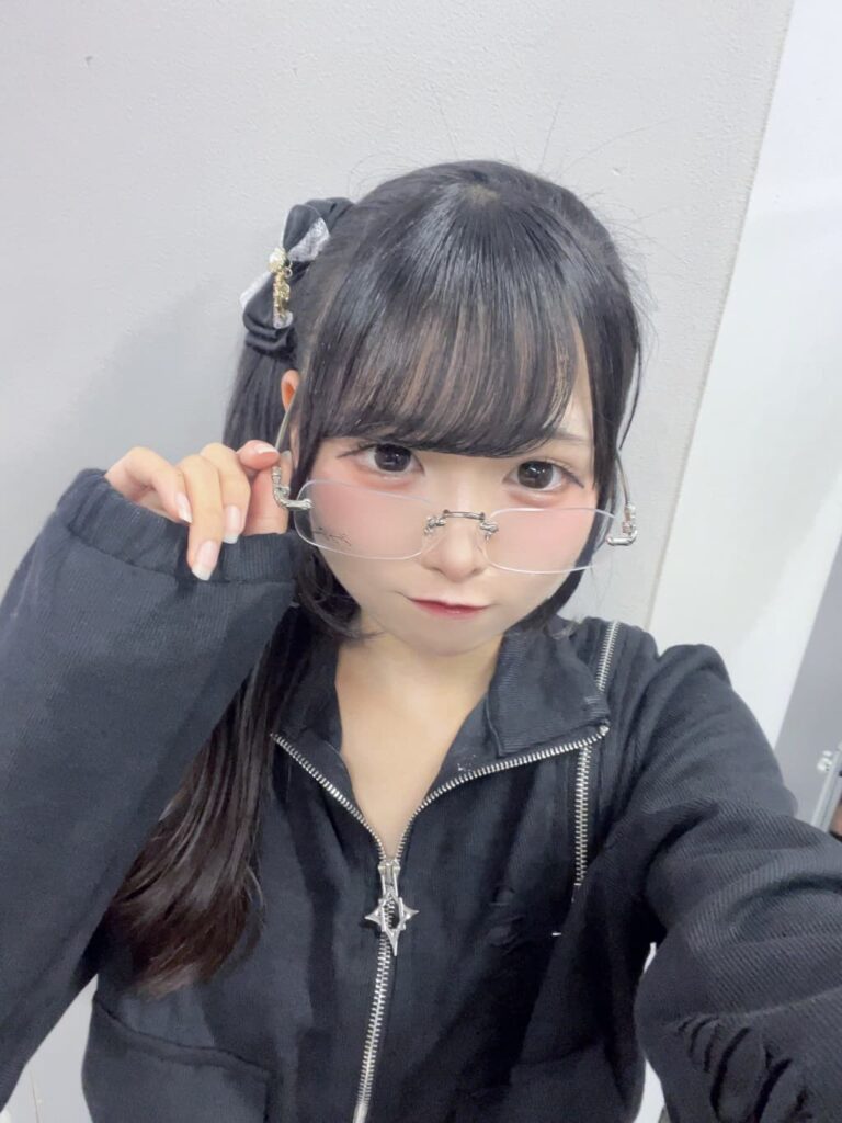 儚寧この(はかね この)【緑色】プロフィール|iON!【アイオン】 画像