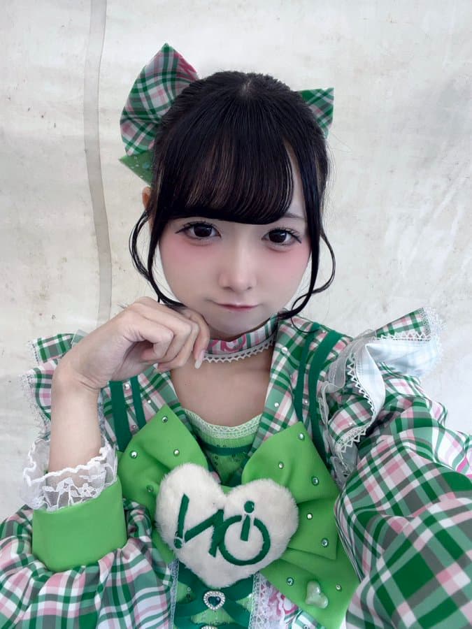 儚寧この(はかね この)【緑色】プロフィール|iON!【アイオン】 画像