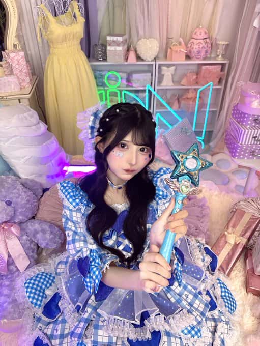 鈴都りせ（すずみや りせ）【青色】プロフィール｜iON!【アイオン】画像