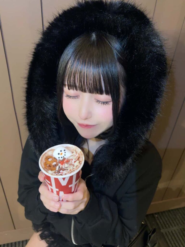 伽久耶 くらら（かぐや くらら）【紫色】プロフィール｜iON!【アイオン】　画像