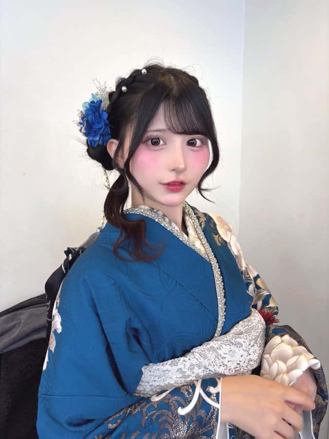 鈴都りせ（すずみや りせ）【青色】プロフィール｜iON!【アイオン】画像