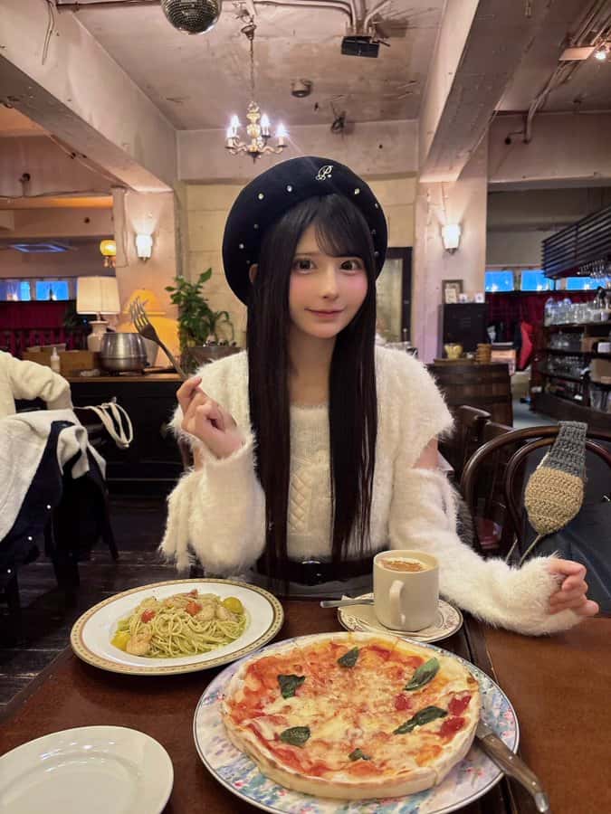 鈴都りせ（すずみや りせ）【青色】プロフィール｜iON!【アイオン】画像