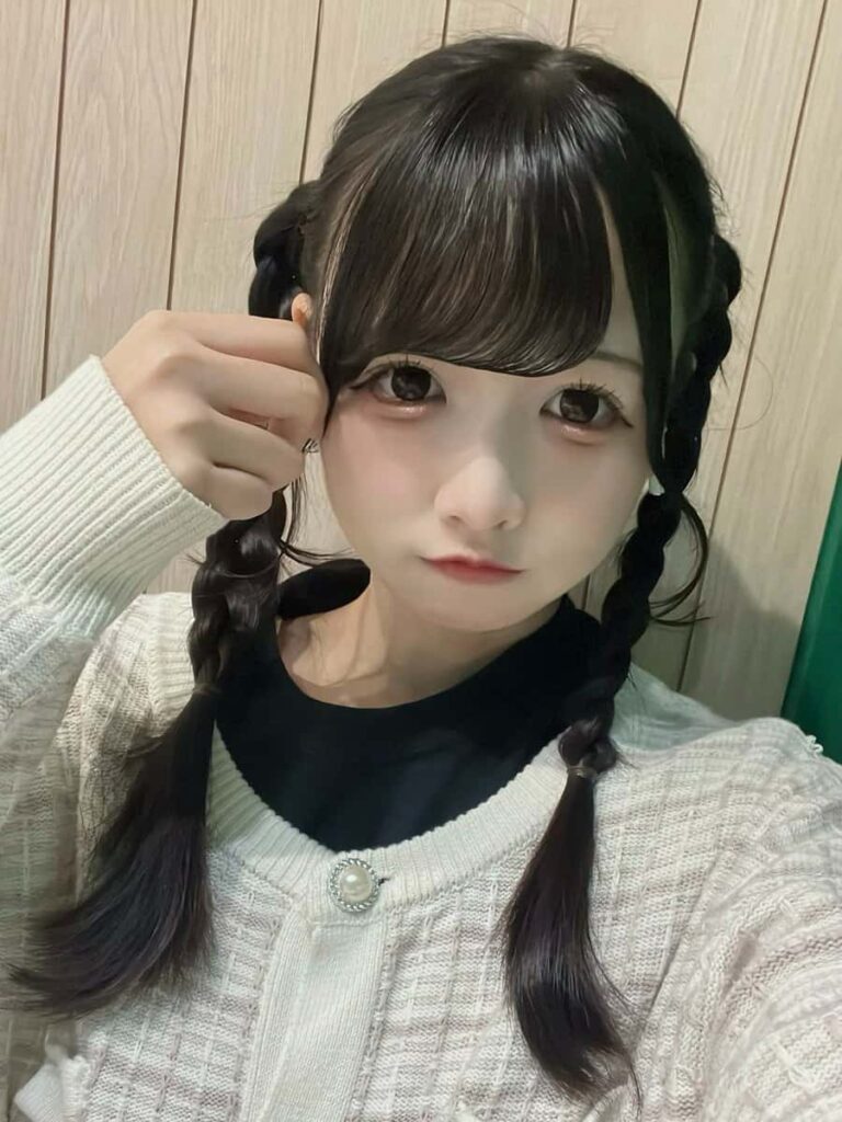 儚寧この(はかね この)【緑色】プロフィール|iON!【アイオン】 画像