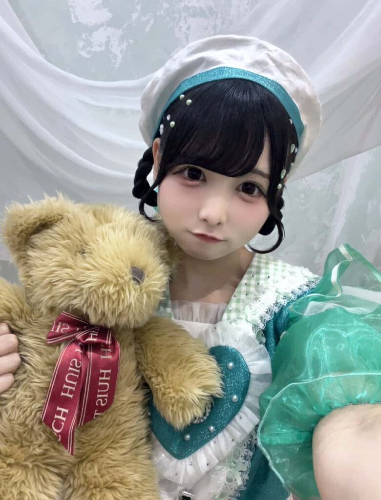 儚寧この(はかね この)【緑色】プロフィール|iON!【アイオン】 画像
