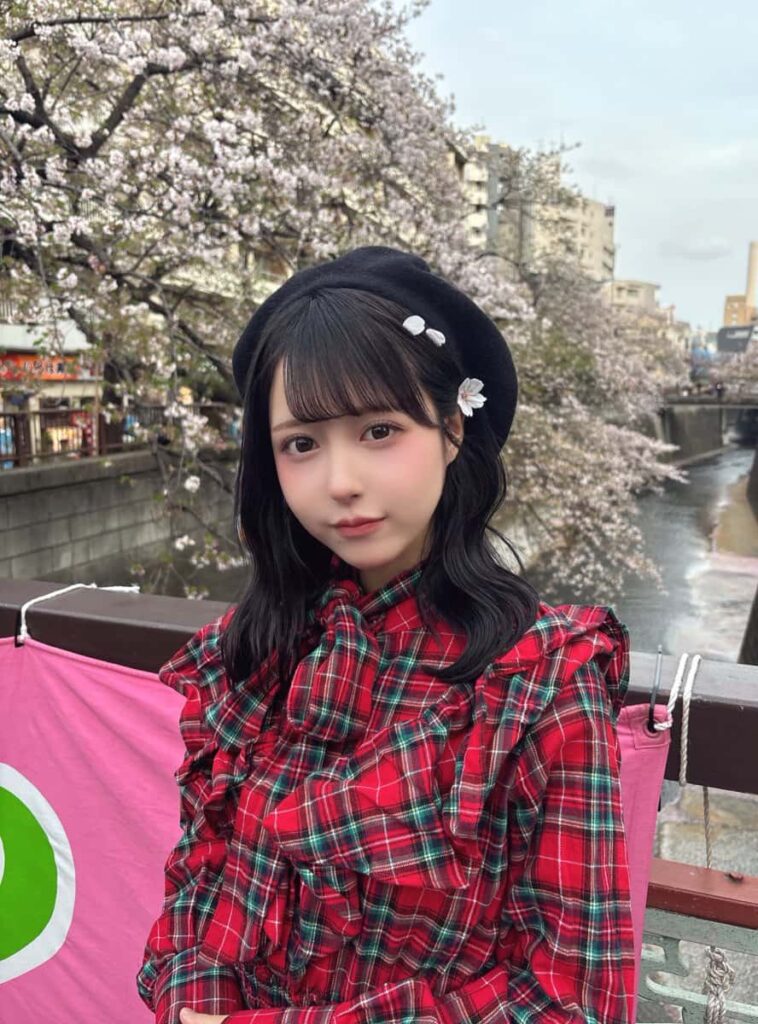 伽久耶 くらら(かぐや くらら)【紫色】プロフィール|iON!【アイオン】 画像