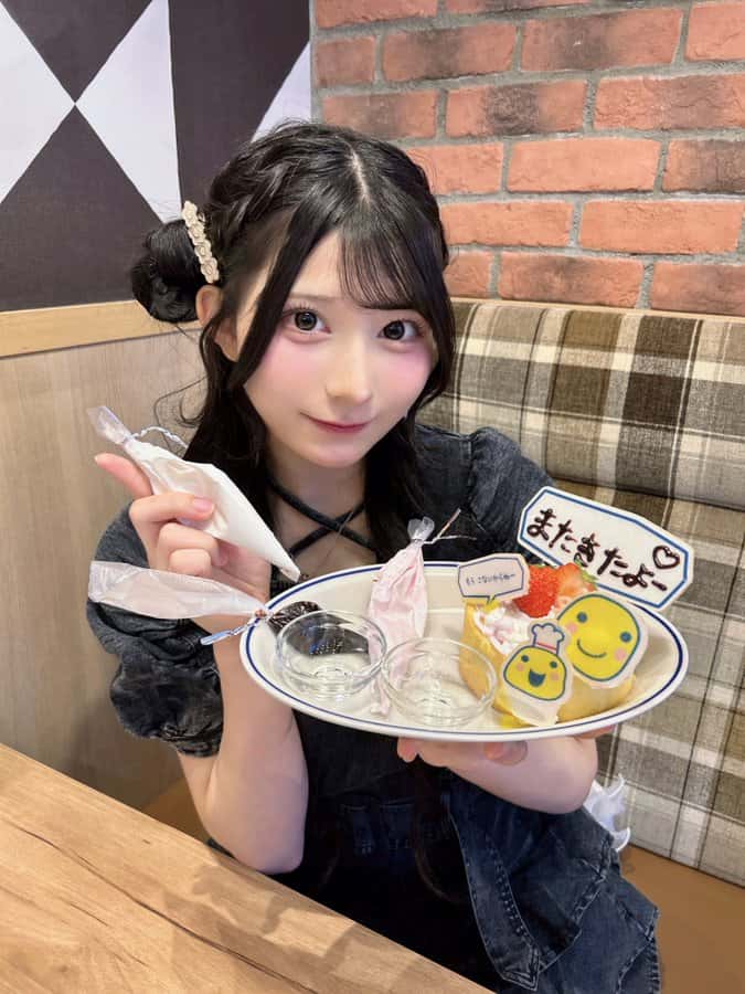 鈴都りせ(すずみや りせ)【青色】プロフィール|iON!【アイオン】 画像