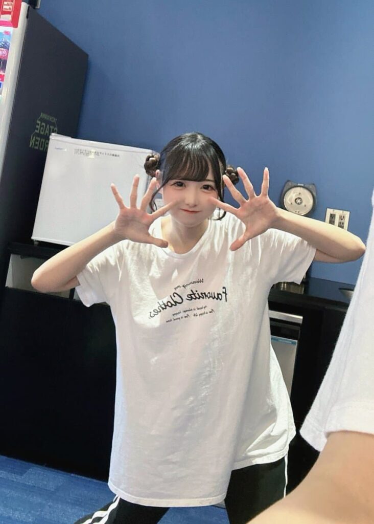 儚寧この(はかね この)【緑色】プロフィール|iON!【アイオン】 画像