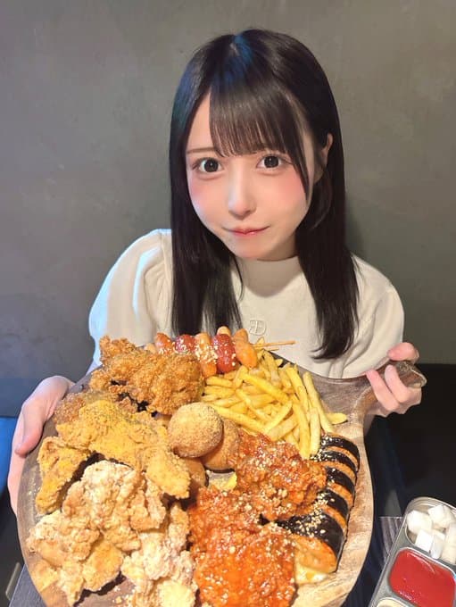 伽久耶 くらら(かぐや くらら)【紫色】プロフィール|iON!【アイオン】 画像