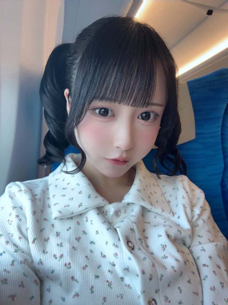 伽久耶 くらら(かぐや くらら)【紫色】プロフィール|iON!【アイオン】 画像
