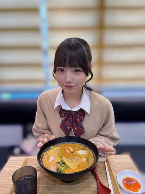 栗栖 むぎ(くりす むぎ)【黄色】プロフィール|iON!【アイオン】 画像