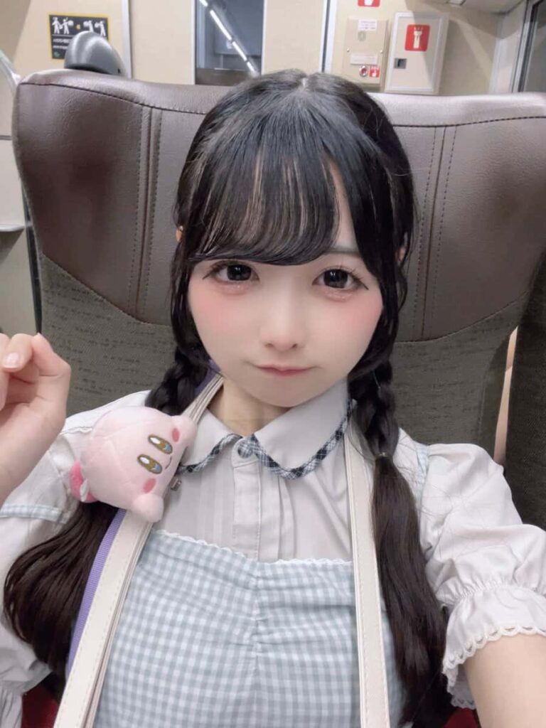 儚寧この(はかね この)【緑色】プロフィール|iON!【アイオン】 画像
