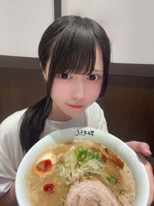 栗栖 むぎ(くりす むぎ)【黄色】プロフィール|iON!【アイオン】 画像