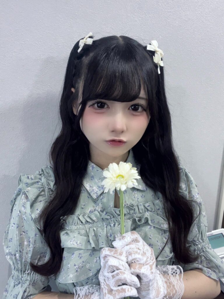 儚寧この(はかね この)【緑色】プロフィール|iON!【アイオン】 画像