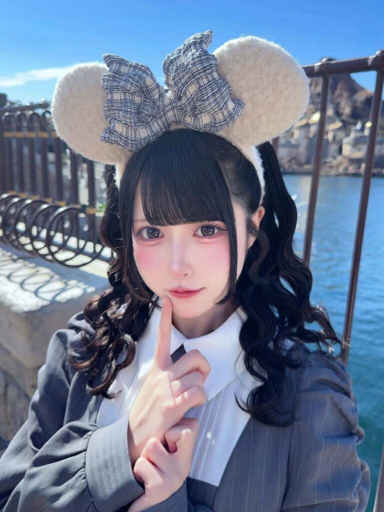 伽久耶 くらら（かぐや くらら）【紫色】プロフィール｜iON!【アイオン】　画像