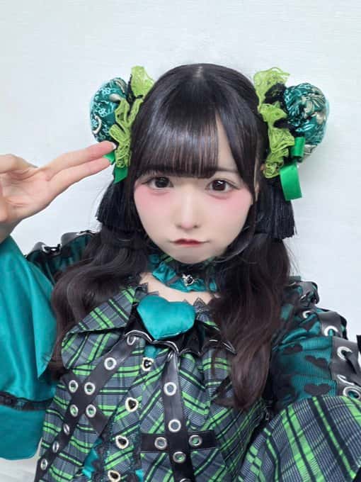 儚寧この(はかね この)【緑色】プロフィール|iON!【アイオン】 画像