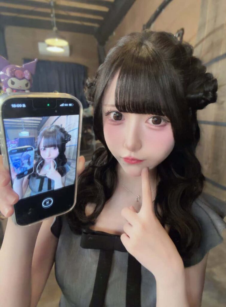 伽久耶 くらら（かぐや くらら）【紫色】プロフィール｜iON!【アイオン】　画像