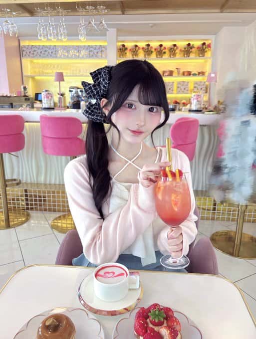 鈴都りせ（すずみや りせ）【青色】プロフィール｜iON!【アイオン】画像 