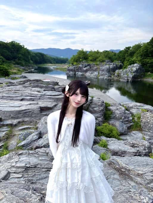 鈴都りせ（すずみや りせ）【青色】プロフィール｜iON!【アイオン】画像
