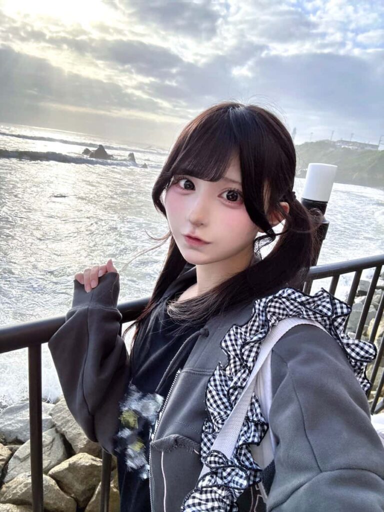 鈴都りせ(すずみや りせ)【青色】プロフィール|iON!【アイオン】画像