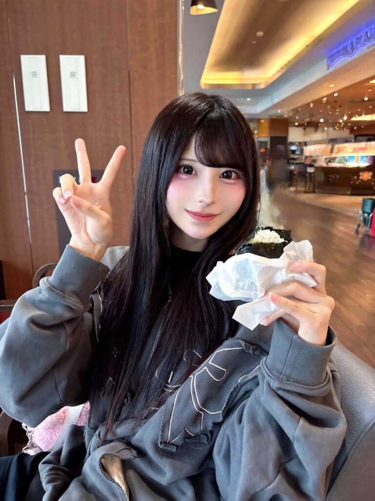 鈴都りせ(すずみや りせ)【青色】プロフィール|iON!【アイオン】画像