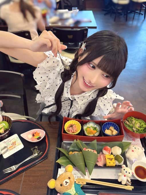 鈴都りせ(すずみや りせ)【青色】プロフィール|iON!【アイオン】画像