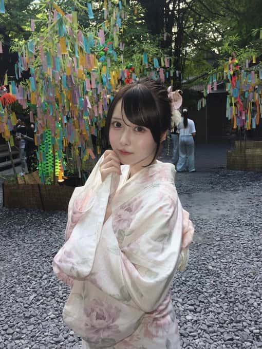 伽久耶 くらら（かぐや くらら）【紫色】プロフィール｜iON!【アイオン】　画像