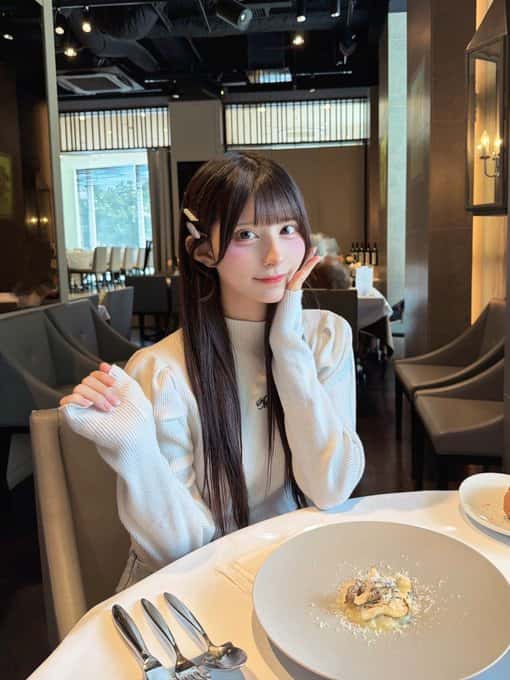 鈴都りせ（すずみや りせ）【青色】プロフィール｜iON!【アイオン】画像