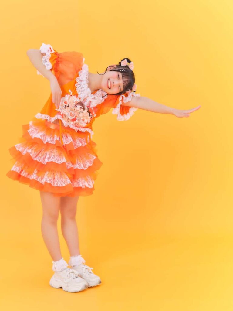 アーティスト写真 コスチューム 2 |2025夏フェス衣装　iON! あいおん　アイオン　花丸ぺこ【オレンジ】 
@iON_peco